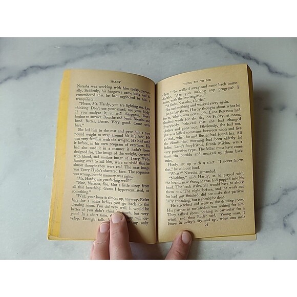 Hardy Hung Up To Die By Martin Meyers Paperback - Picture 7 of 10